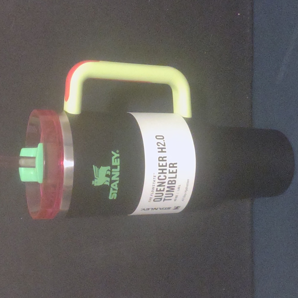 Color block black neon Stanley